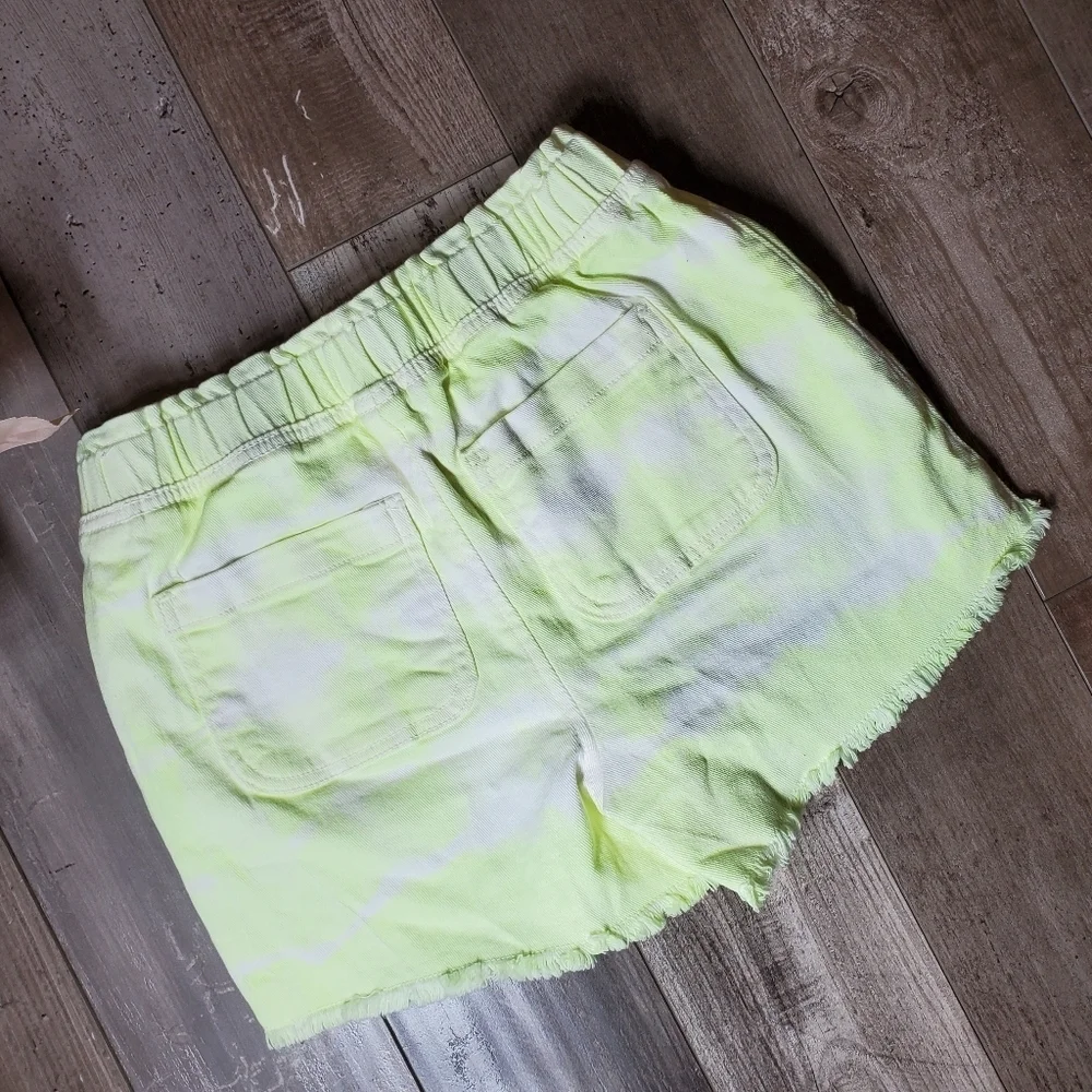 Justice Yellow and White Tie-Dye Elasticized Waistband Denim Shorts Size 12 NWOT